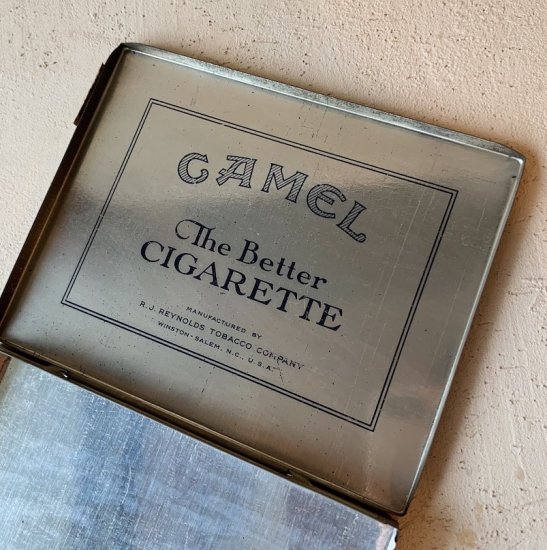 CAMEL cigarettes case<img class='new_mark_img2' src='https://img.shop-pro.jp/img/new/icons47.gif' style='border:none;display:inline;margin:0px;padding:0px;width:auto;' />