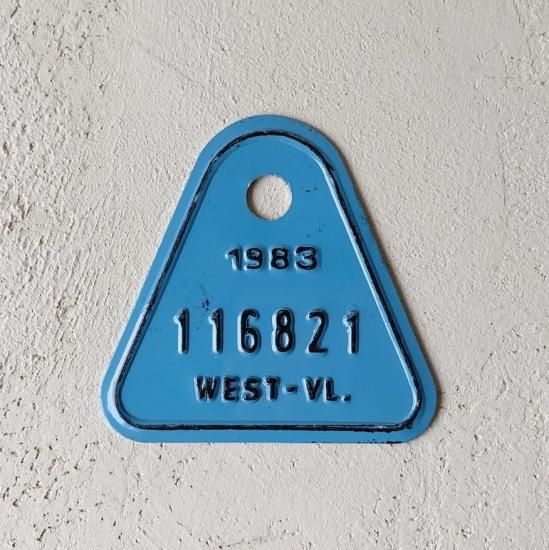 Vintage number plate.b<img class='new_mark_img2' src='https://img.shop-pro.jp/img/new/icons47.gif' style='border:none;display:inline;margin:0px;padding:0px;width:auto;' />