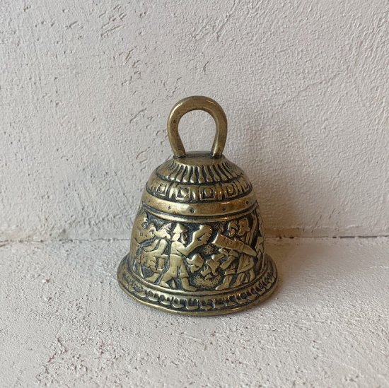 Antique gold bell<img class='new_mark_img2' src='https://img.shop-pro.jp/img/new/icons47.gif' style='border:none;display:inline;margin:0px;padding:0px;width:auto;' />