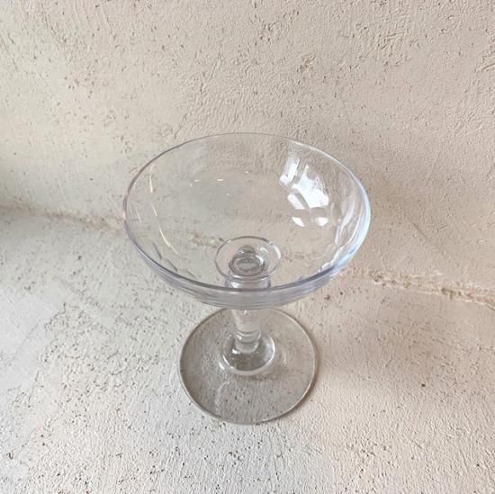 Vintage coupe glass<img class='new_mark_img2' src='https://img.shop-pro.jp/img/new/icons47.gif' style='border:none;display:inline;margin:0px;padding:0px;width:auto;' />