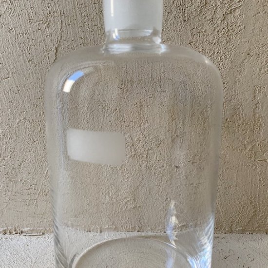 Vintage medicine bottle.a<img class='new_mark_img2' src='https://img.shop-pro.jp/img/new/icons47.gif' style='border:none;display:inline;margin:0px;padding:0px;width:auto;' />