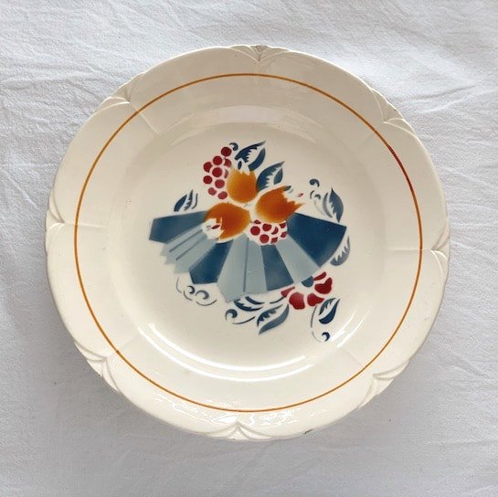 Antique longchamp plate.a<img class='new_mark_img2' src='https://img.shop-pro.jp/img/new/icons47.gif' style='border:none;display:inline;margin:0px;padding:0px;width:auto;' />