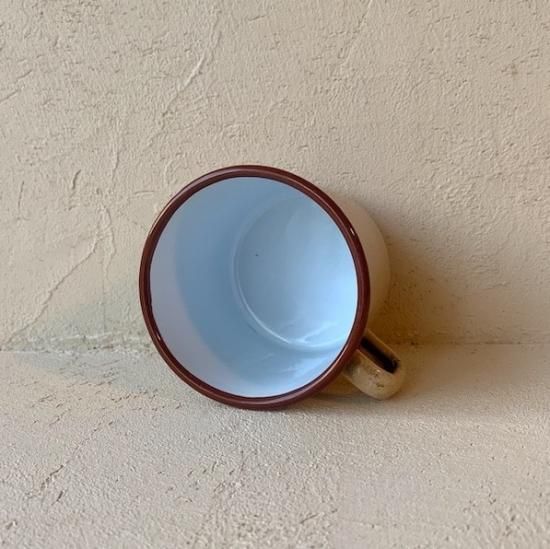 Porcelain enamel cup.a<img class='new_mark_img2' src='https://img.shop-pro.jp/img/new/icons47.gif' style='border:none;display:inline;margin:0px;padding:0px;width:auto;' />