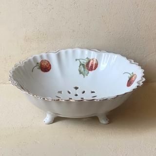Antique ceramic bowl<img class='new_mark_img2' src='https://img.shop-pro.jp/img/new/icons47.gif' style='border:none;display:inline;margin:0px;padding:0px;width:auto;' />