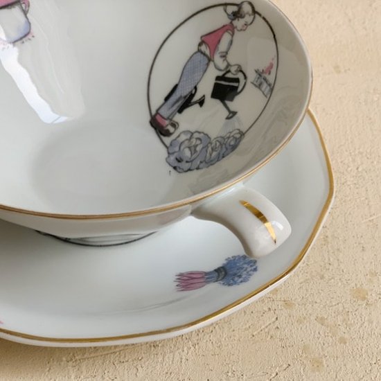Vintage soup cup saucer<img class='new_mark_img2' src='https://img.shop-pro.jp/img/new/icons47.gif' style='border:none;display:inline;margin:0px;padding:0px;width:auto;' />