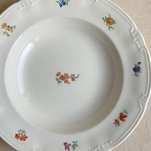 Vintage BOCH soup plate.b<img class='new_mark_img2' src='https://img.shop-pro.jp/img/new/icons47.gif' style='border:none;display:inline;margin:0px;padding:0px;width:auto;' />