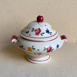 Antique GIEN pot<img class='new_mark_img2' src='https://img.shop-pro.jp/img/new/icons47.gif' style='border:none;display:inline;margin:0px;padding:0px;width:auto;' />