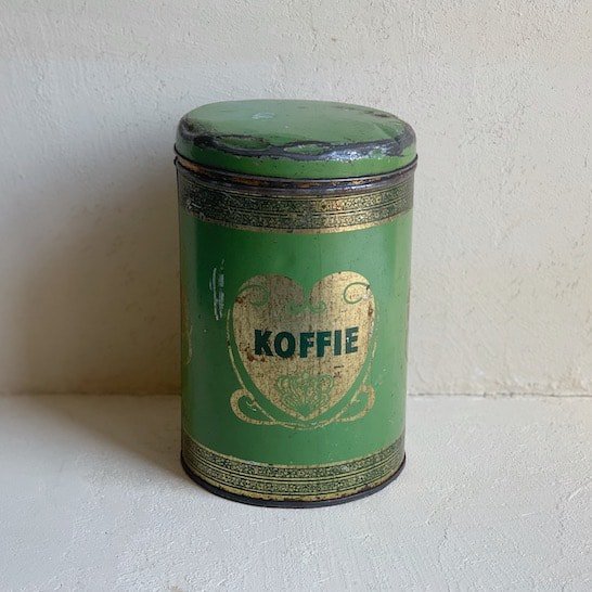 Vintage can canister<img class='new_mark_img2' src='https://img.shop-pro.jp/img/new/icons39.gif' style='border:none;display:inline;margin:0px;padding:0px;width:auto;' />