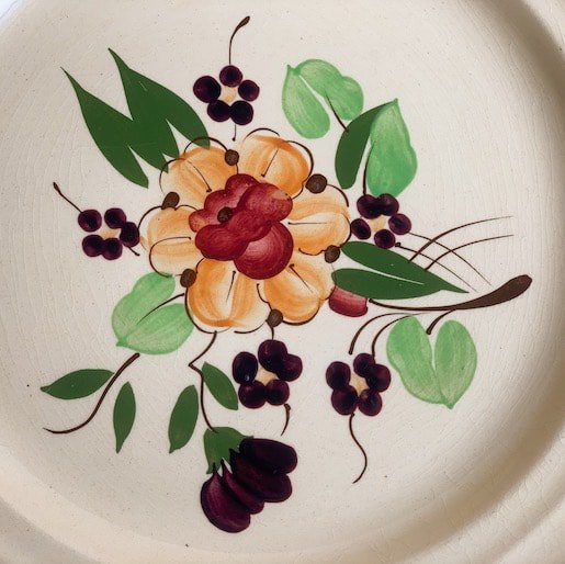 Vintage BOCH dinner plate<img class='new_mark_img2' src='https://img.shop-pro.jp/img/new/icons47.gif' style='border:none;display:inline;margin:0px;padding:0px;width:auto;' />