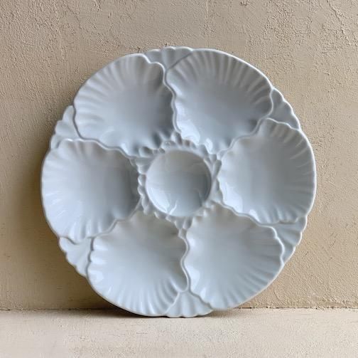 Vintage oyster plate.b<img class='new_mark_img2' src='https://img.shop-pro.jp/img/new/icons47.gif' style='border:none;display:inline;margin:0px;padding:0px;width:auto;' />