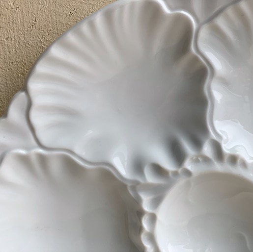 Vintage oyster plate.b<img class='new_mark_img2' src='https://img.shop-pro.jp/img/new/icons47.gif' style='border:none;display:inline;margin:0px;padding:0px;width:auto;' />