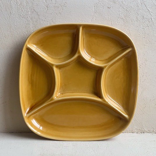 Vintage fondue plate.b<img class='new_mark_img2' src='https://img.shop-pro.jp/img/new/icons47.gif' style='border:none;display:inline;margin:0px;padding:0px;width:auto;' />
