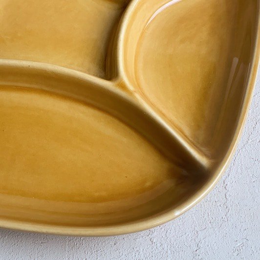 Vintage fondue plate.b