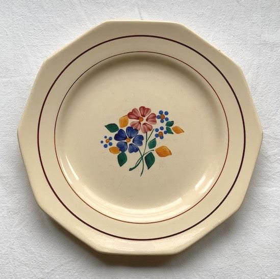 St.Amand Antique plate.d<img class='new_mark_img2' src='https://img.shop-pro.jp/img/new/icons47.gif' style='border:none;display:inline;margin:0px;padding:0px;width:auto;' />