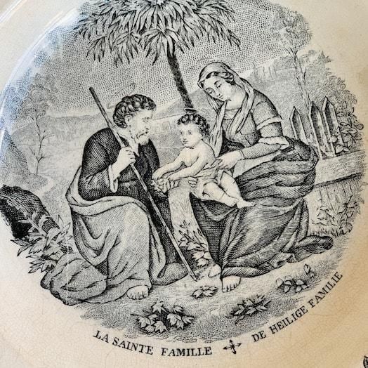 Antique sainte famille plate<img class='new_mark_img2' src='https://img.shop-pro.jp/img/new/icons47.gif' style='border:none;display:inline;margin:0px;padding:0px;width:auto;' />