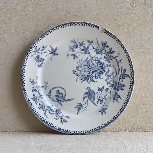 Antique Creil et Montereau plate.a<img class='new_mark_img2' src='https://img.shop-pro.jp/img/new/icons47.gif' style='border:none;display:inline;margin:0px;padding:0px;width:auto;' />