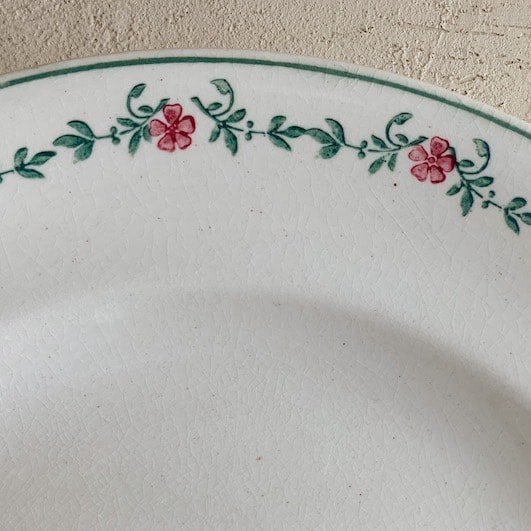 Antique LONGWY plate<img class='new_mark_img2' src='https://img.shop-pro.jp/img/new/icons47.gif' style='border:none;display:inline;margin:0px;padding:0px;width:auto;' />