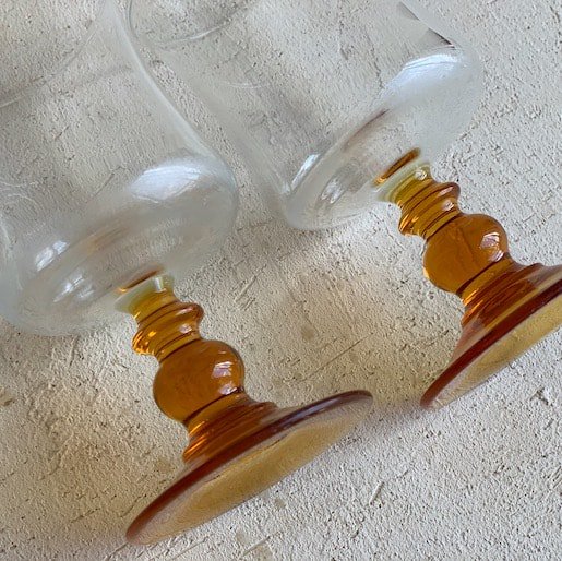 Vintage liqueur glass<img class='new_mark_img2' src='https://img.shop-pro.jp/img/new/icons47.gif' style='border:none;display:inline;margin:0px;padding:0px;width:auto;' />