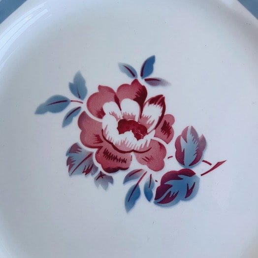 Antique Sarreguemines plate.c<img class='new_mark_img2' src='https://img.shop-pro.jp/img/new/icons47.gif' style='border:none;display:inline;margin:0px;padding:0px;width:auto;' />