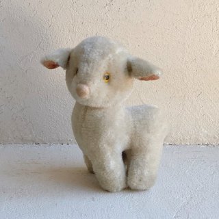 Vintage Stuffed Sheep<img class='new_mark_img2' src='https://img.shop-pro.jp/img/new/icons47.gif' style='border:none;display:inline;margin:0px;padding:0px;width:auto;' />