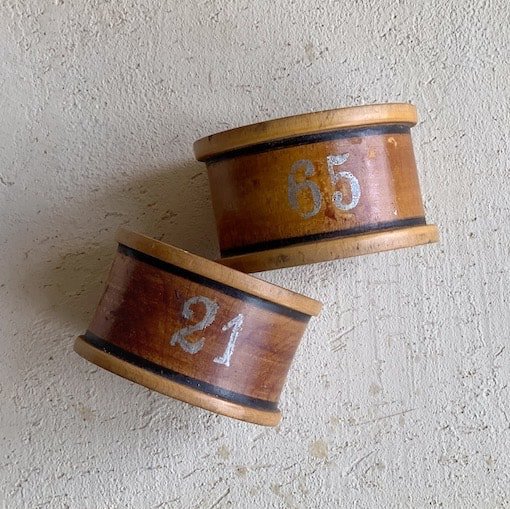 Vintage Napkin ring set<img class='new_mark_img2' src='https://img.shop-pro.jp/img/new/icons47.gif' style='border:none;display:inline;margin:0px;padding:0px;width:auto;' />