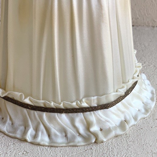 France antique lamp shade.d<img class='new_mark_img2' src='https://img.shop-pro.jp/img/new/icons47.gif' style='border:none;display:inline;margin:0px;padding:0px;width:auto;' />