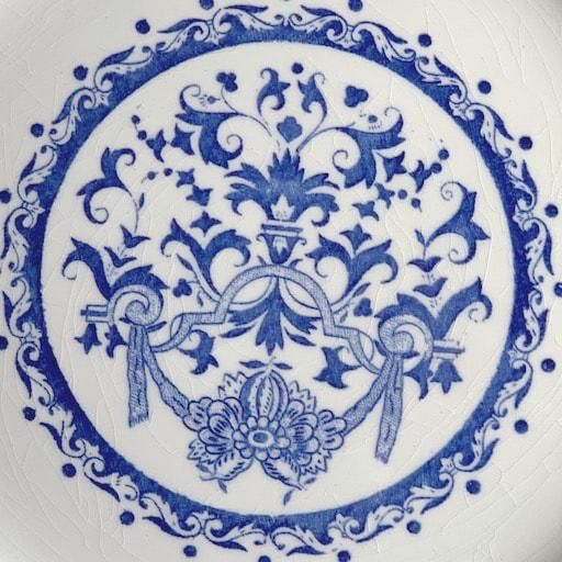 GIEN antique plate<img class='new_mark_img2' src='https://img.shop-pro.jp/img/new/icons47.gif' style='border:none;display:inline;margin:0px;padding:0px;width:auto;' />