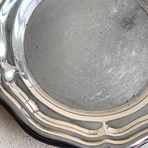 Antique silver tray.a<img class='new_mark_img2' src='https://img.shop-pro.jp/img/new/icons47.gif' style='border:none;display:inline;margin:0px;padding:0px;width:auto;' />