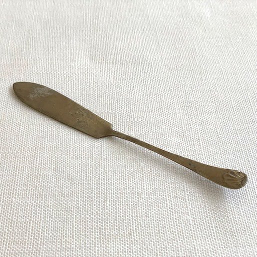 Vintage mini butter knife<img class='new_mark_img2' src='https://img.shop-pro.jp/img/new/icons47.gif' style='border:none;display:inline;margin:0px;padding:0px;width:auto;' />