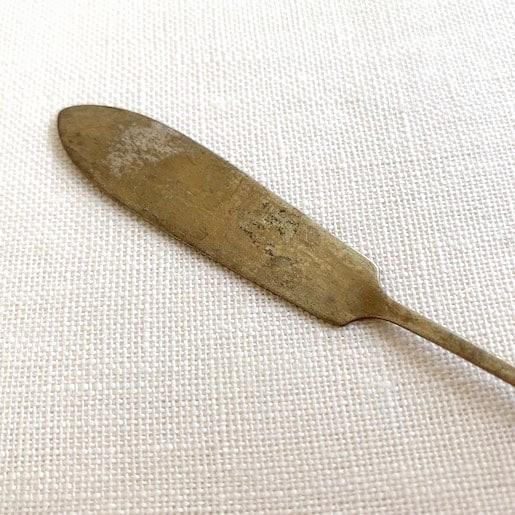 Vintage mini butter knife<img class='new_mark_img2' src='https://img.shop-pro.jp/img/new/icons47.gif' style='border:none;display:inline;margin:0px;padding:0px;width:auto;' />