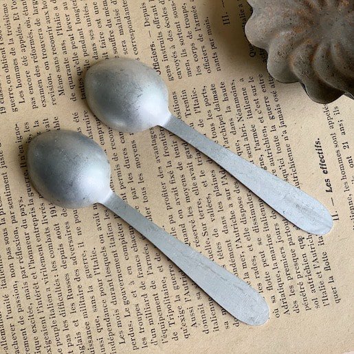 Antique mini spoon set<img class='new_mark_img2' src='https://img.shop-pro.jp/img/new/icons47.gif' style='border:none;display:inline;margin:0px;padding:0px;width:auto;' />