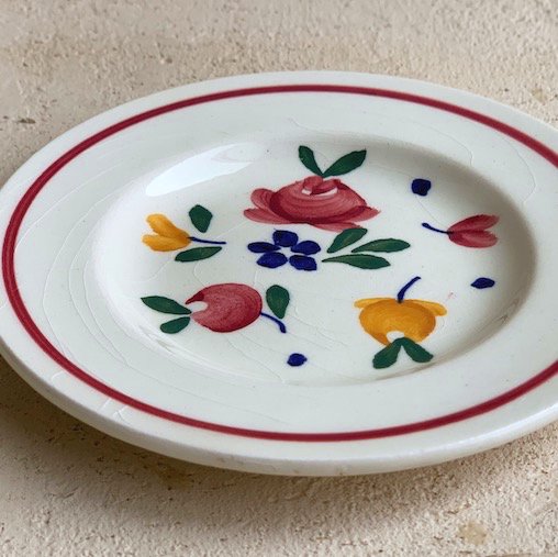 Antique mini plate.A-3<img class='new_mark_img2' src='https://img.shop-pro.jp/img/new/icons47.gif' style='border:none;display:inline;margin:0px;padding:0px;width:auto;' />
