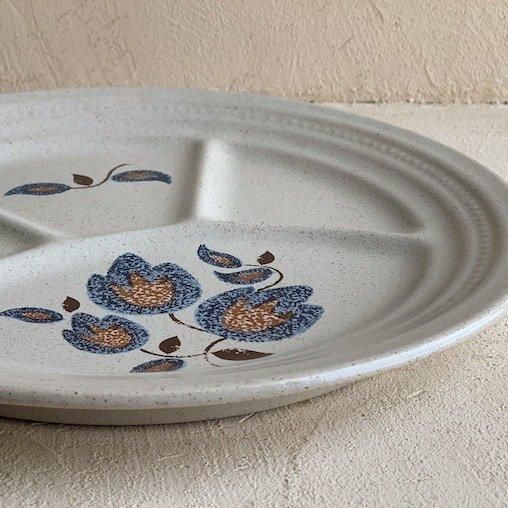 St.Amand fondue plate.a<img class='new_mark_img2' src='https://img.shop-pro.jp/img/new/icons47.gif' style='border:none;display:inline;margin:0px;padding:0px;width:auto;' />