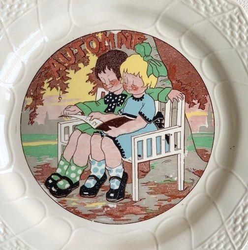 Vintage french plate<img class='new_mark_img2' src='https://img.shop-pro.jp/img/new/icons47.gif' style='border:none;display:inline;margin:0px;padding:0px;width:auto;' />