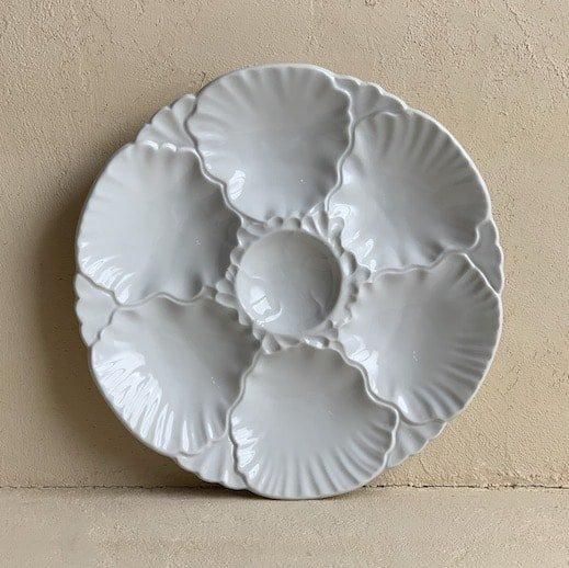 Vintage oyster plate<img class='new_mark_img2' src='https://img.shop-pro.jp/img/new/icons47.gif' style='border:none;display:inline;margin:0px;padding:0px;width:auto;' />