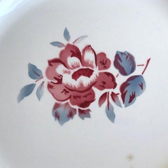 Antique Sarreguemines plate.d<img class='new_mark_img2' src='https://img.shop-pro.jp/img/new/icons47.gif' style='border:none;display:inline;margin:0px;padding:0px;width:auto;' />