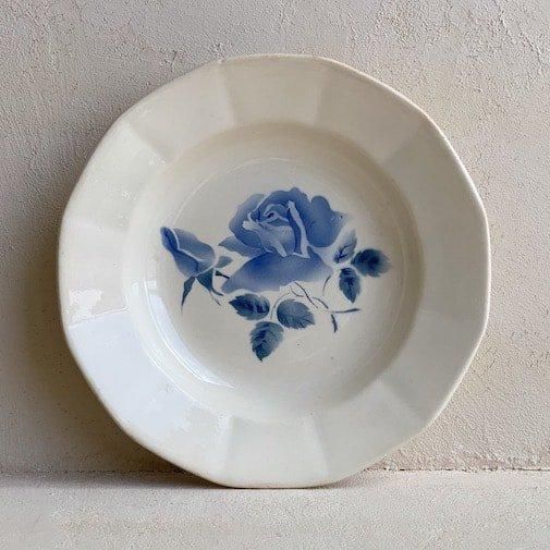 Sarreguemines blue rose plate.a