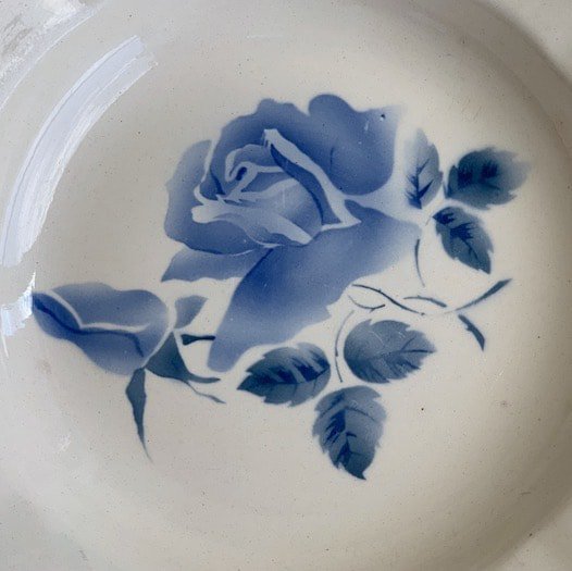 Sarreguemines blue rose plate.a