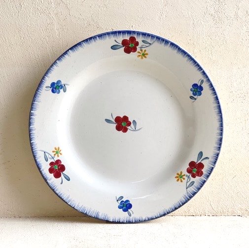 Digoin Sarreguemines plate.a<img class='new_mark_img2' src='https://img.shop-pro.jp/img/new/icons47.gif' style='border:none;display:inline;margin:0px;padding:0px;width:auto;' />