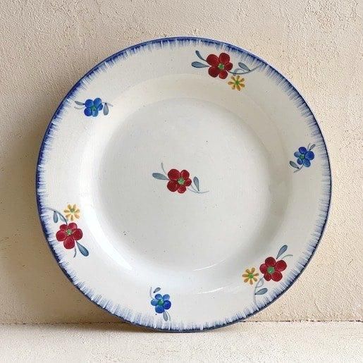 Digoin Sarreguemines plate.b