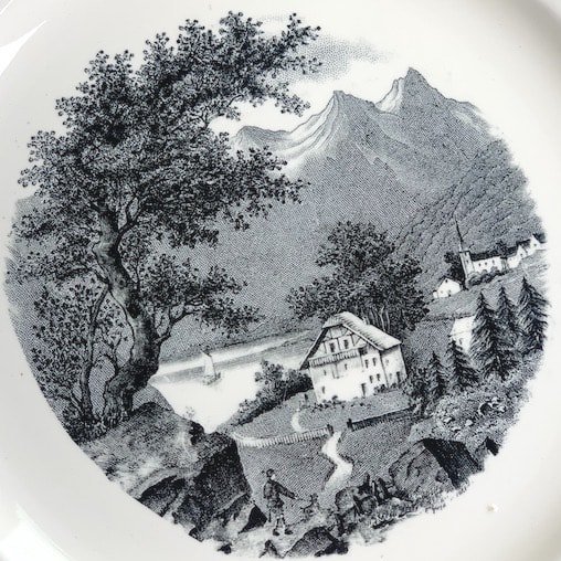 Antique Maestricht plate.b