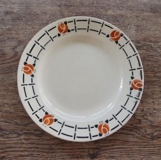 St.Amand Antique plate.b