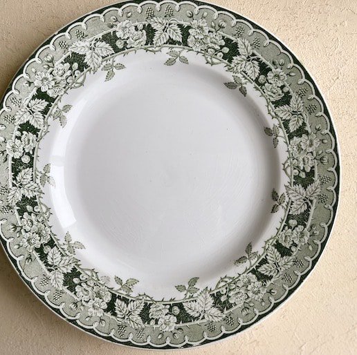 St.Amand Antique plate