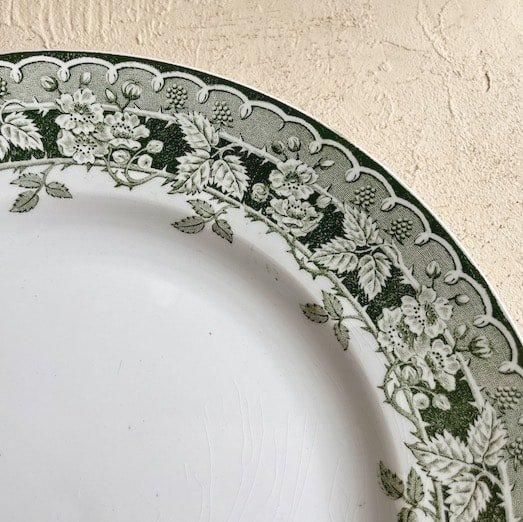 St.Amand Antique plate