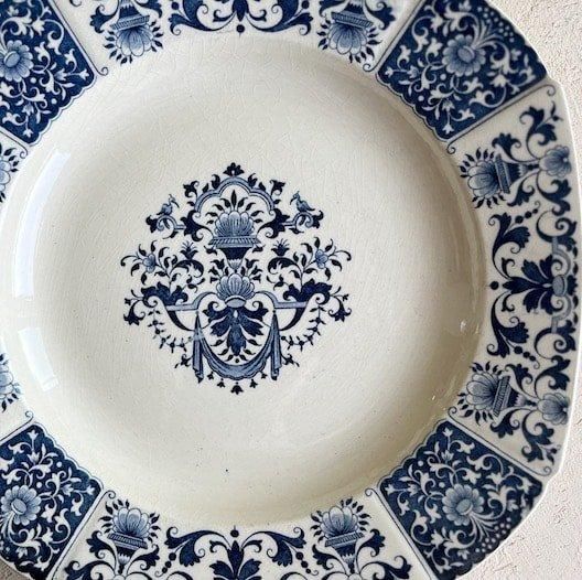 Antique GIEN Square plate