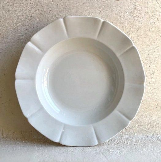 Vintage flower rim plate.a
