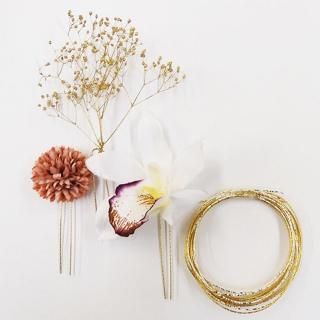 新品　ガーグル　pearl  flower ヘアーカフス　ヘアカフ　ライトブルー Zoule（ゾーラ）の「Zoule ゾーラ：embroidery cuff64 フラワー刺繍