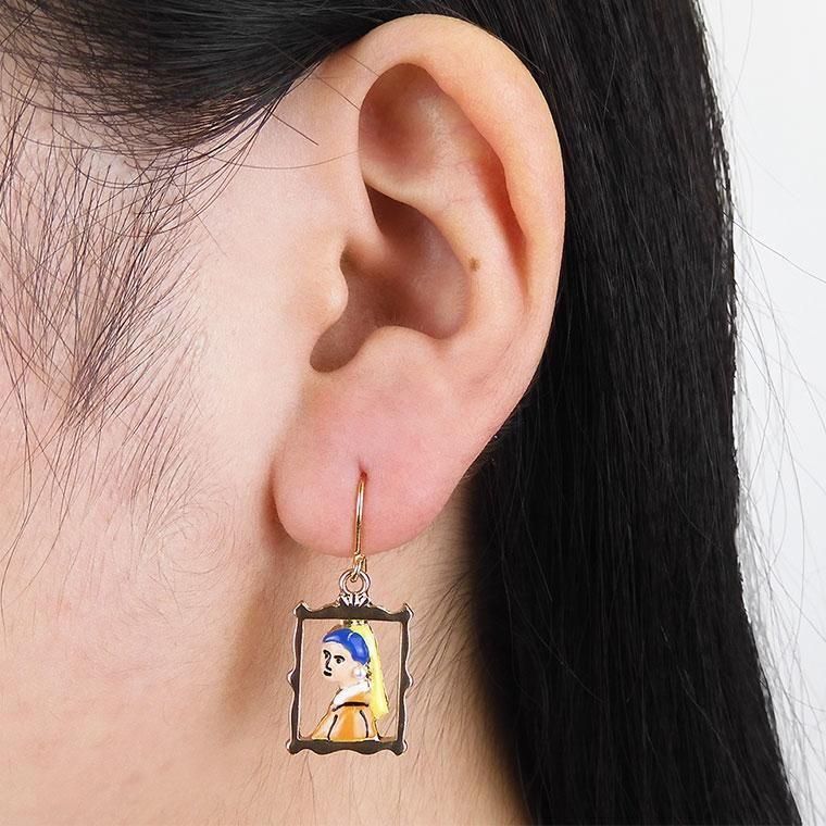 ぶっ飛んでる人向け ヘビの抜殻＆マウスの頭骨ピアス ぶっ飛んでる人向け ヘビの抜殻＆マウスの頭骨ピアス 爬虫類