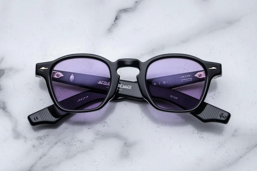信頼も厚い / decora G.B.Gafas ジービーガ デコラ | Website Official イラスト集、原画集