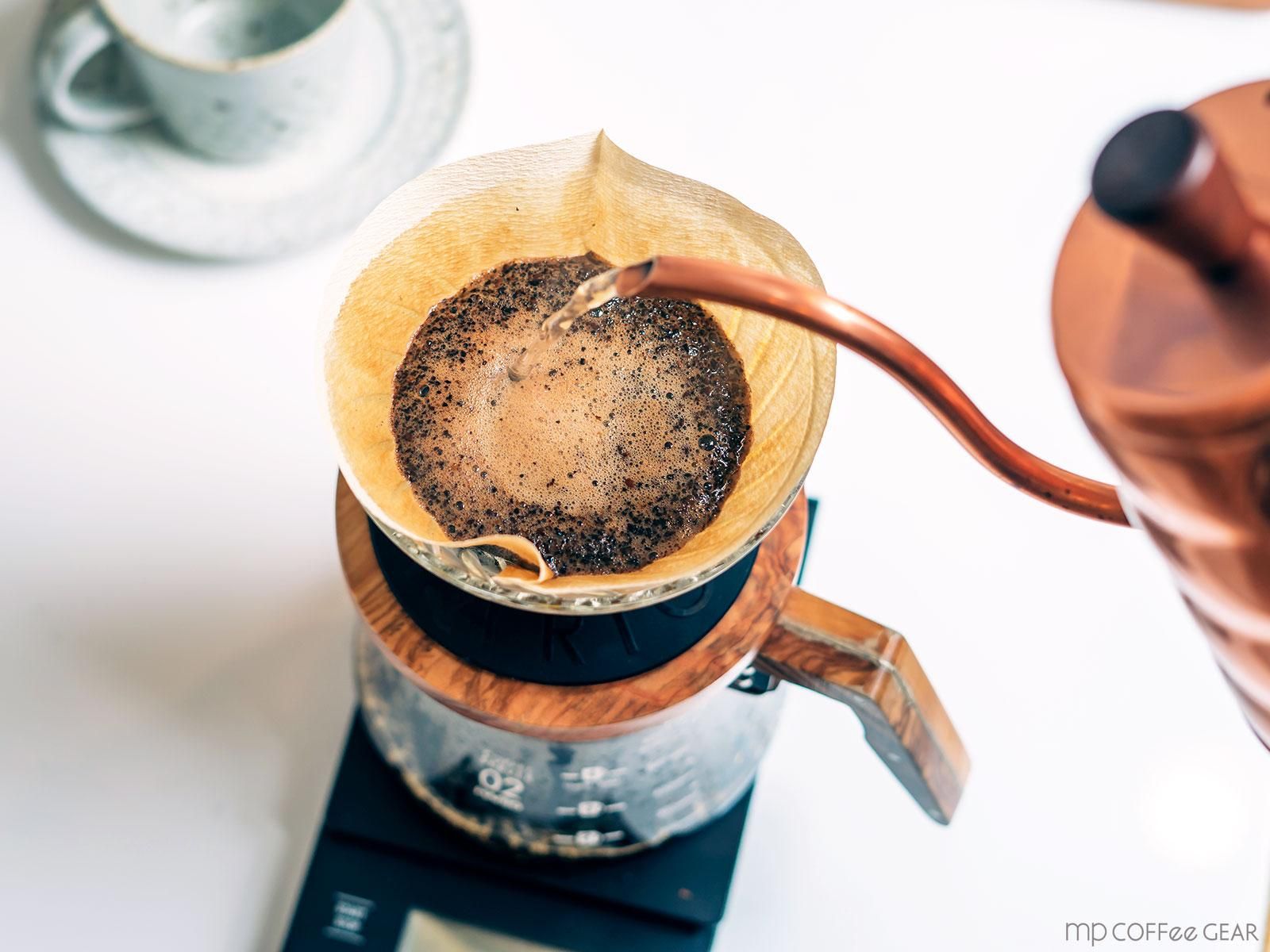 HARIO V60透過ドリッパー オリーブウッド02（1～4杯用） - mp
